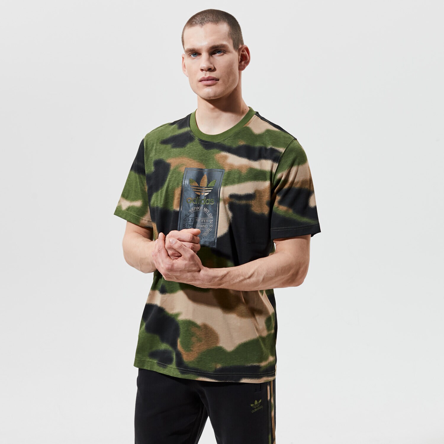 Herren T-Shirt ADIDAS T-SHIRT CAMO AOP TONGUE GN1863 Khaki