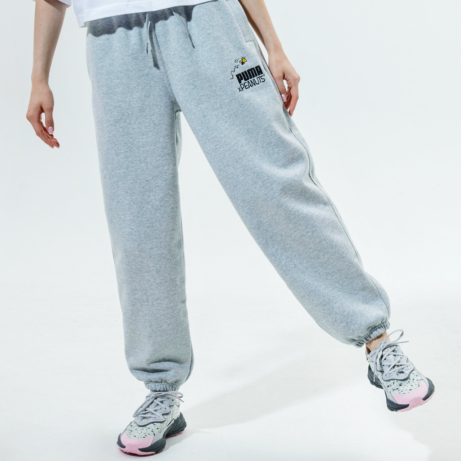 PUMA HOSE PUMA X PEANUTS W SWEATPANTS Grau 53116004 Sizeer