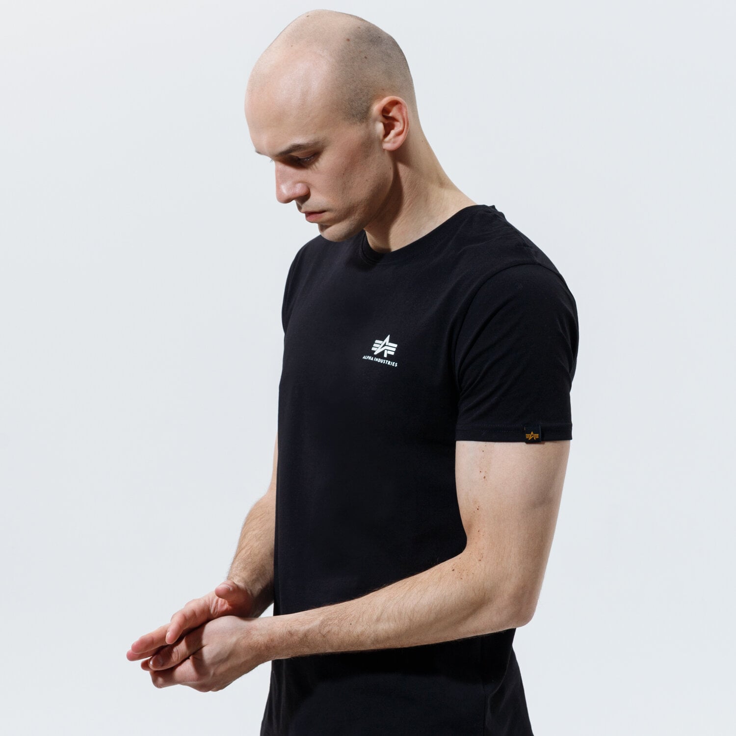 Herren T-Shirt ALPHA INDUSTRIES T-SHIRT BASIC T SMALL LOGO 188505-03 Schwarz