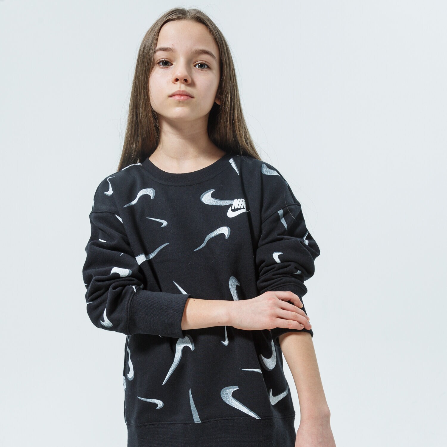 Kinder NIKE SWEATSHIRT SPORTSWEAR DA1244-010 Schwarz