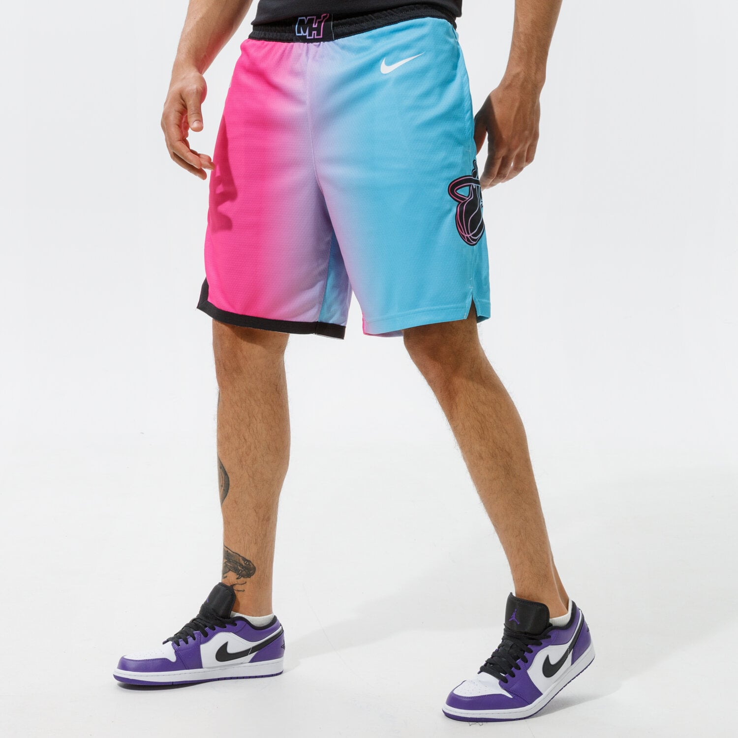 Herren Shorts NIKE SHORTS MIAMI HEAT SWINGMAN CITY EDITION 2020 NBA CN1978-686 Multicolor