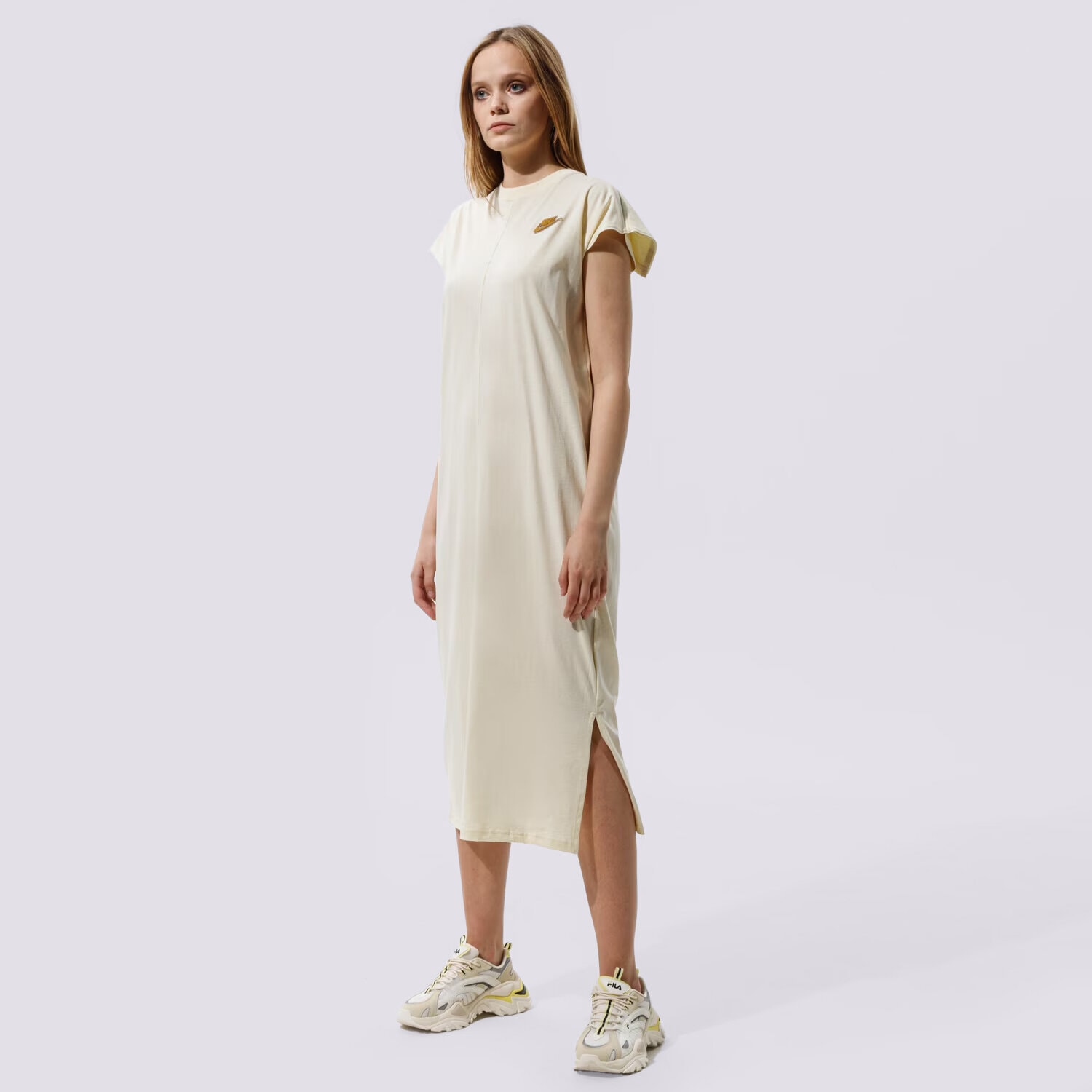 Damen Kleid NIKE KLEID W NSW TRAININGSANZUGS EARTH DAY FT CZ9247-113 Beige