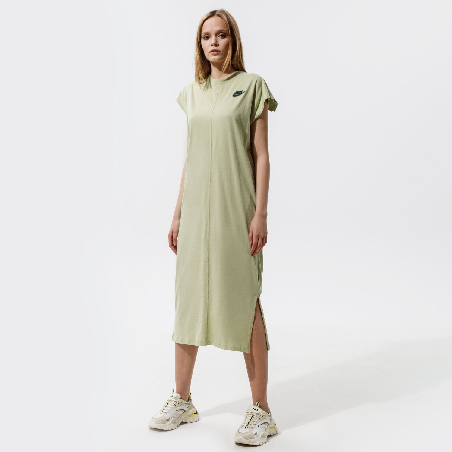 Damen Kleid NIKE KLEID W NSW TRAININGSANZUGS EARTH DAY FT CZ9247-371 Grün