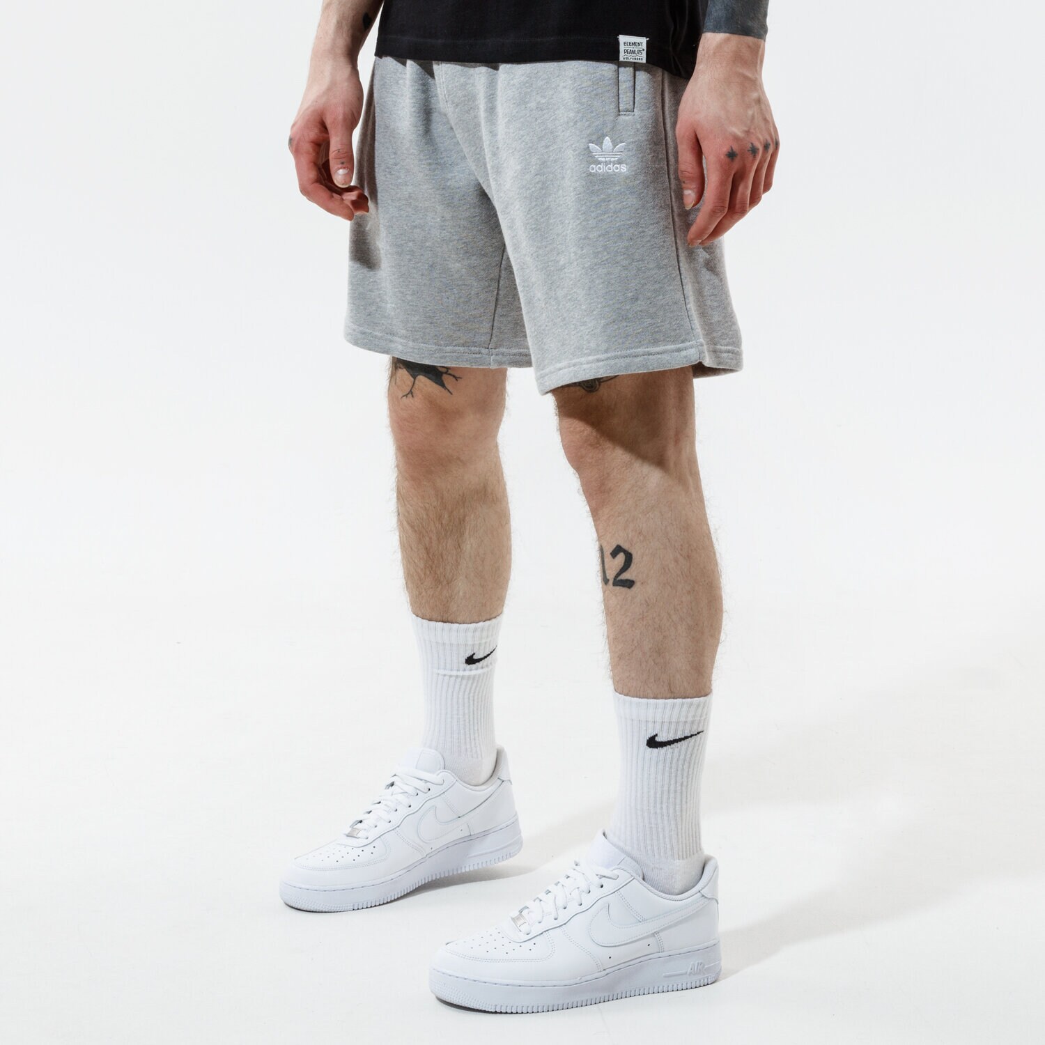 Herren Shorts ADIDAS SHORTS ESSENTIAL SHORT GD2555 Grau
