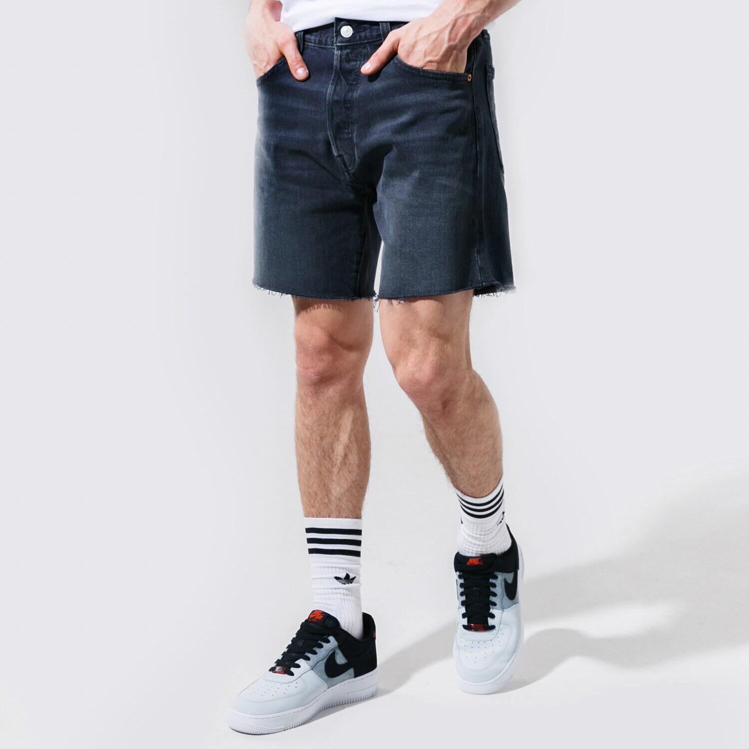 Herren Shorts LEVI'S HOSE 501 93 SHORTS 85221-0015 Schwarz