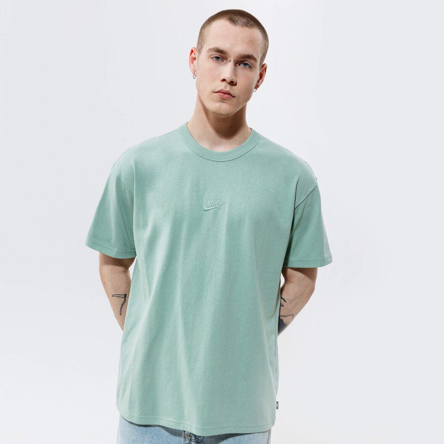 Herren T-Shirt NIKE T-SHIRT SPORTSWEAR DB3193-006 Grün