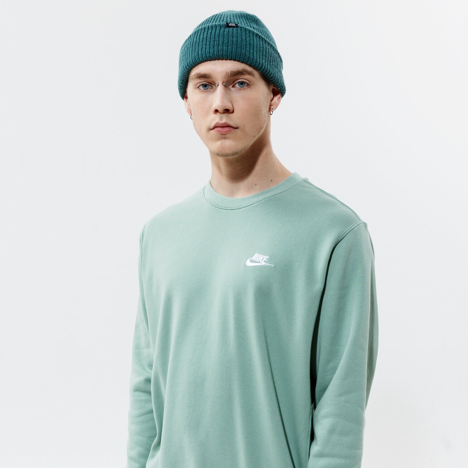 Herren NIKE SWEATSHIRT SPORTSWEAR CLUB BV2666-006 Grün