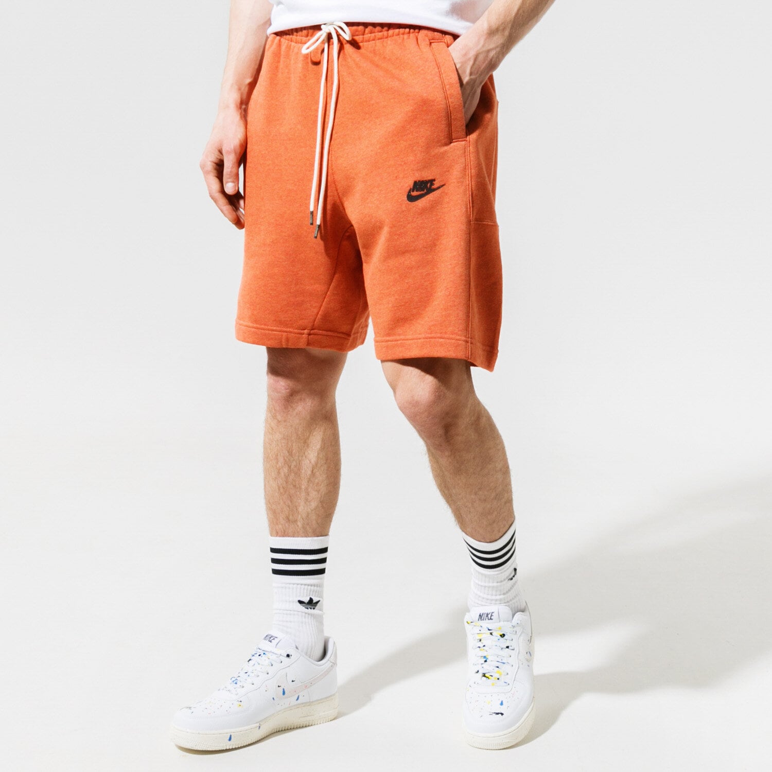 Herren Shorts NIKE SHORTS SPORTSWEAR DA0688-812 Orange