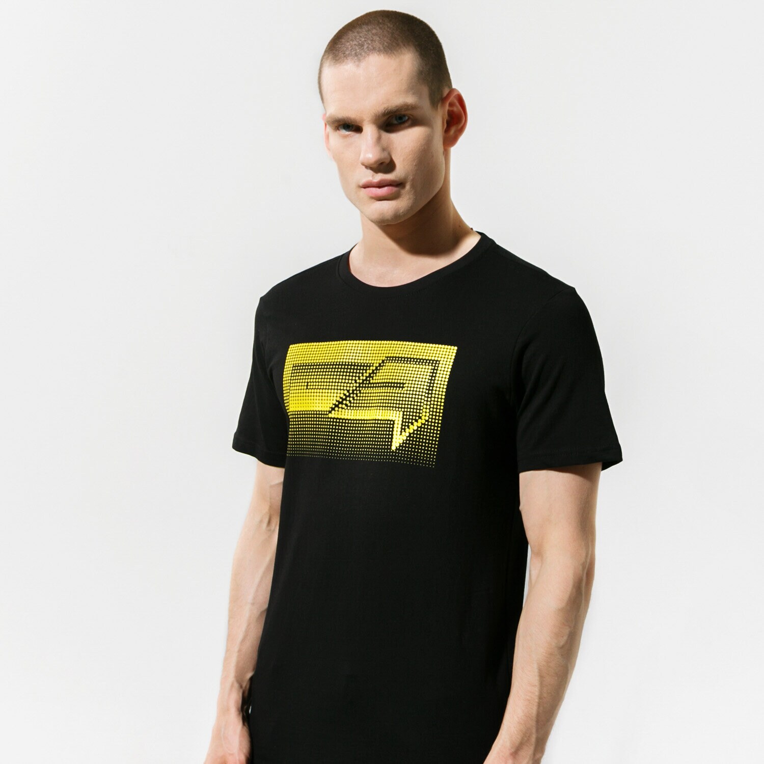 Herren T-Shirt CONFRONT T-SHIRT LOGO DOTS CF320TSM70001 Schwarz