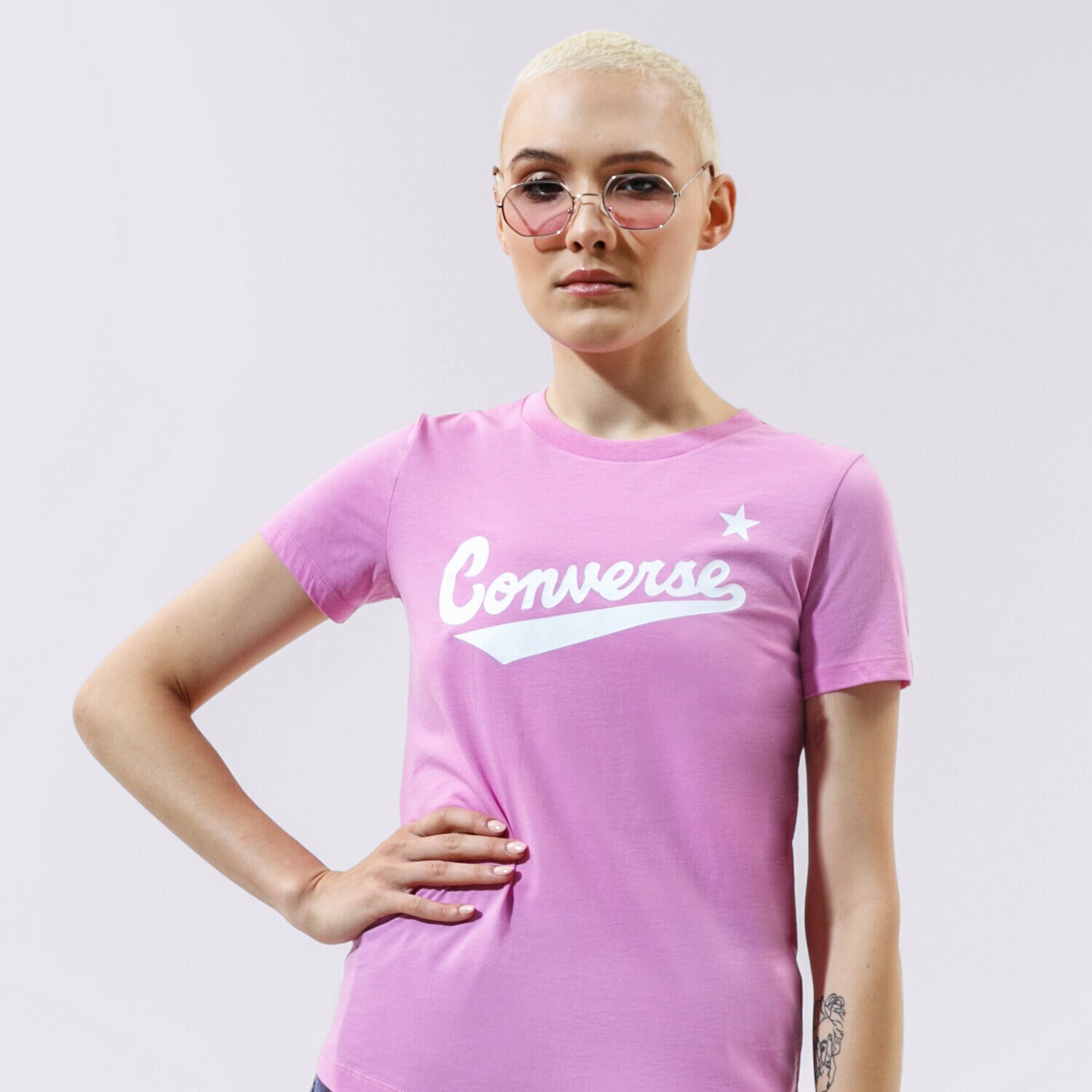 Damen T-Shirt CONVERSE T-SHIRT WMN NOVA CENTER FRONT LOGO TEE 10018268-A08 Rosa