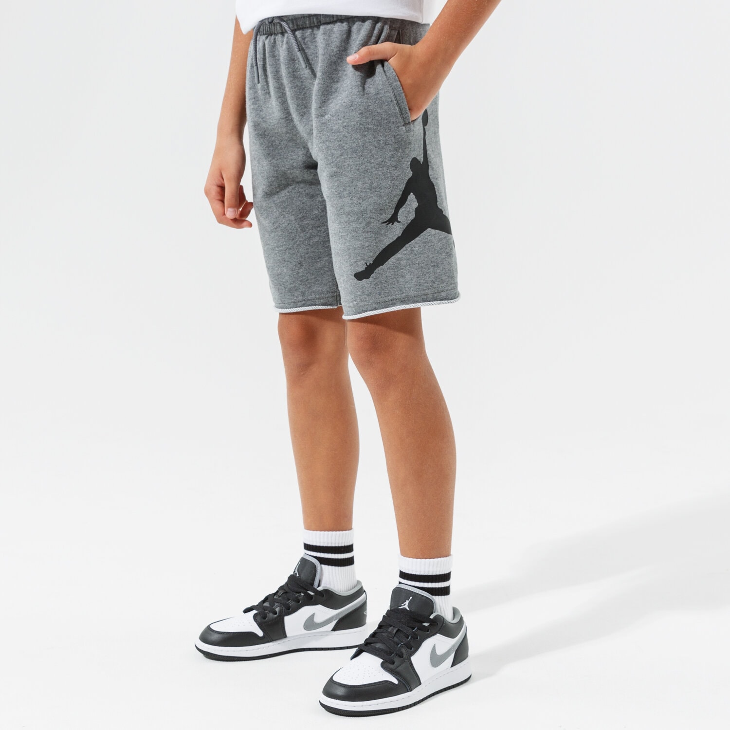 Kinder JORDAN SHORTS JDB JUMPMAN AIR FLEECE SHORT BOY 956129-GEH Grau