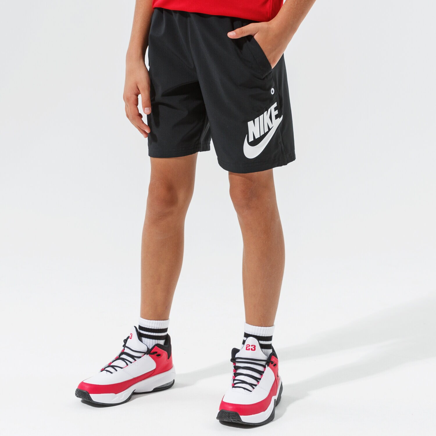 Kinder NIKE SHORTS SPORTSWEAR DA0855-010 Schwarz