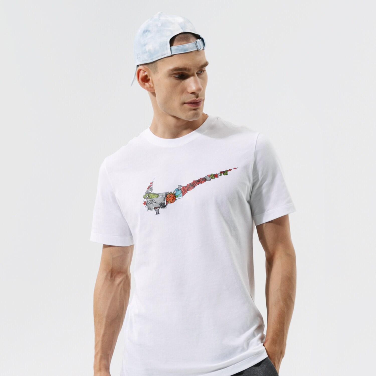 Herren T-Shirt NIKE T-SHIRT NIKE SWOOSH NBA DD0795-100 Weiß