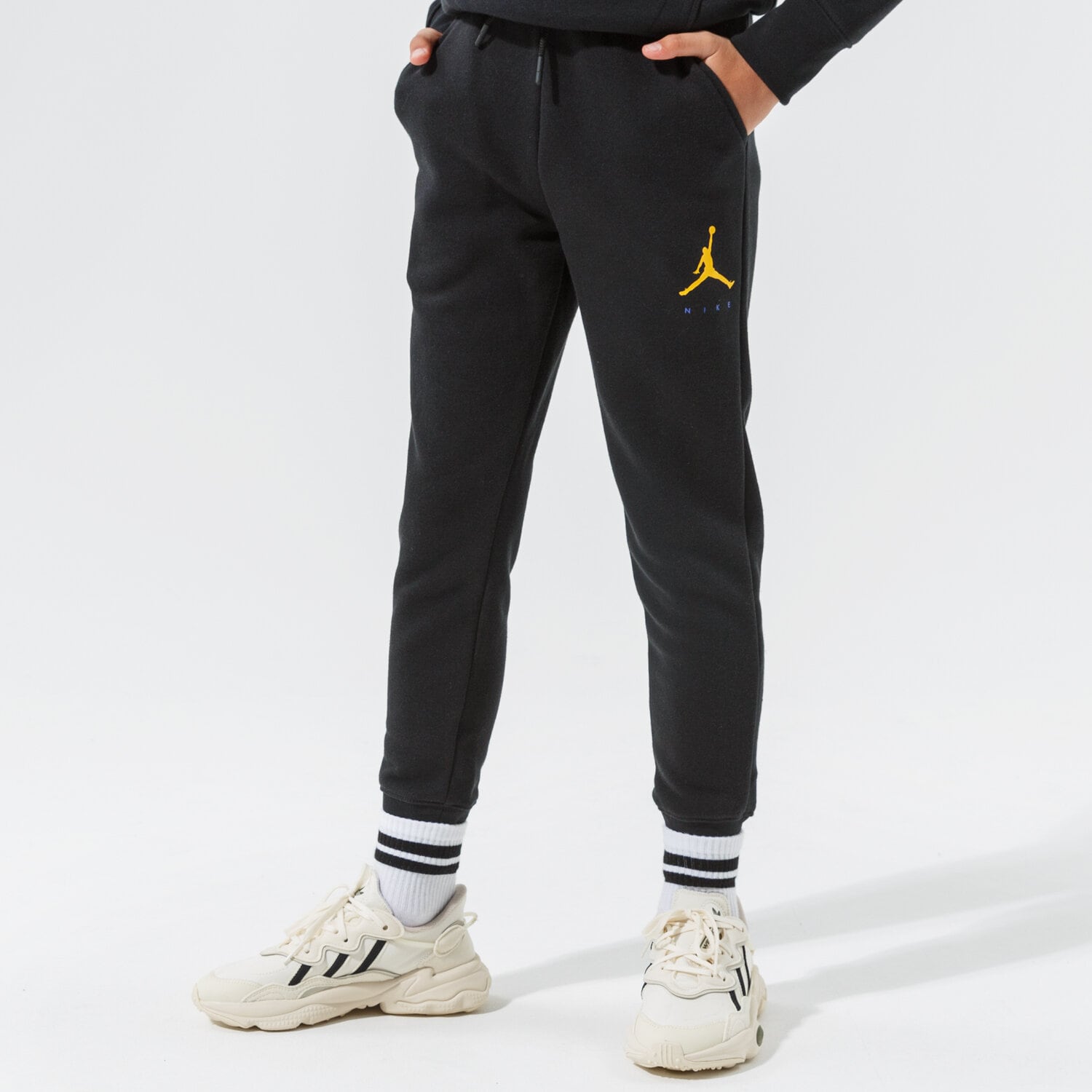Kinder Hosen JORDAN HOSE JUMPMAN BY NIKE PANT BOY 95A678-023 Schwarz