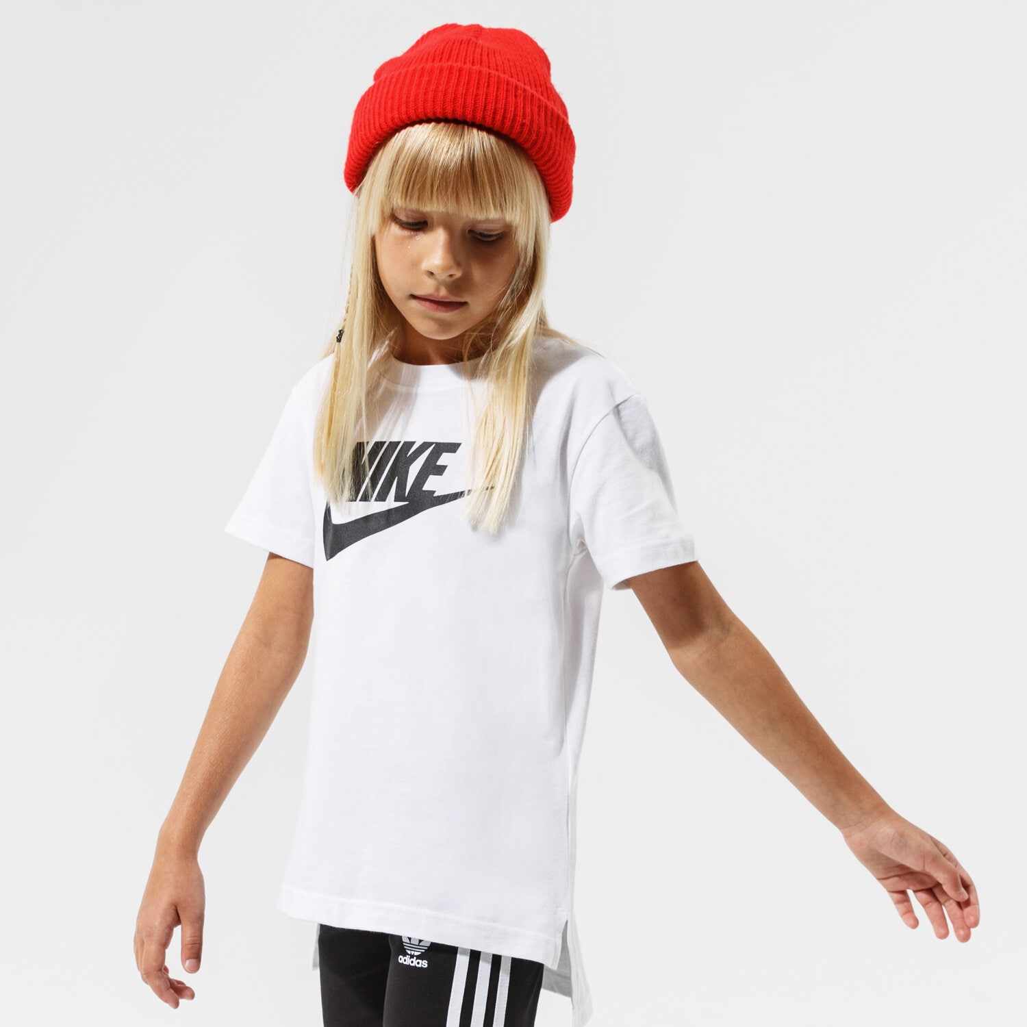 Kinder T-Shirt NIKE T-SHIRT SPORTSWEAR GIRL AR5088-112 Weiß