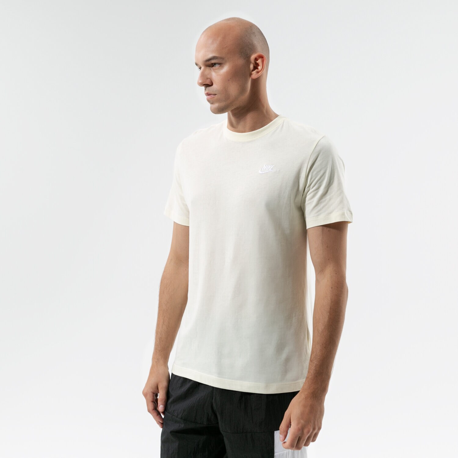 Herren T-Shirt NIKE T-SHIRT SPORTSWEAR CLUB AR4997-113 Gelb
