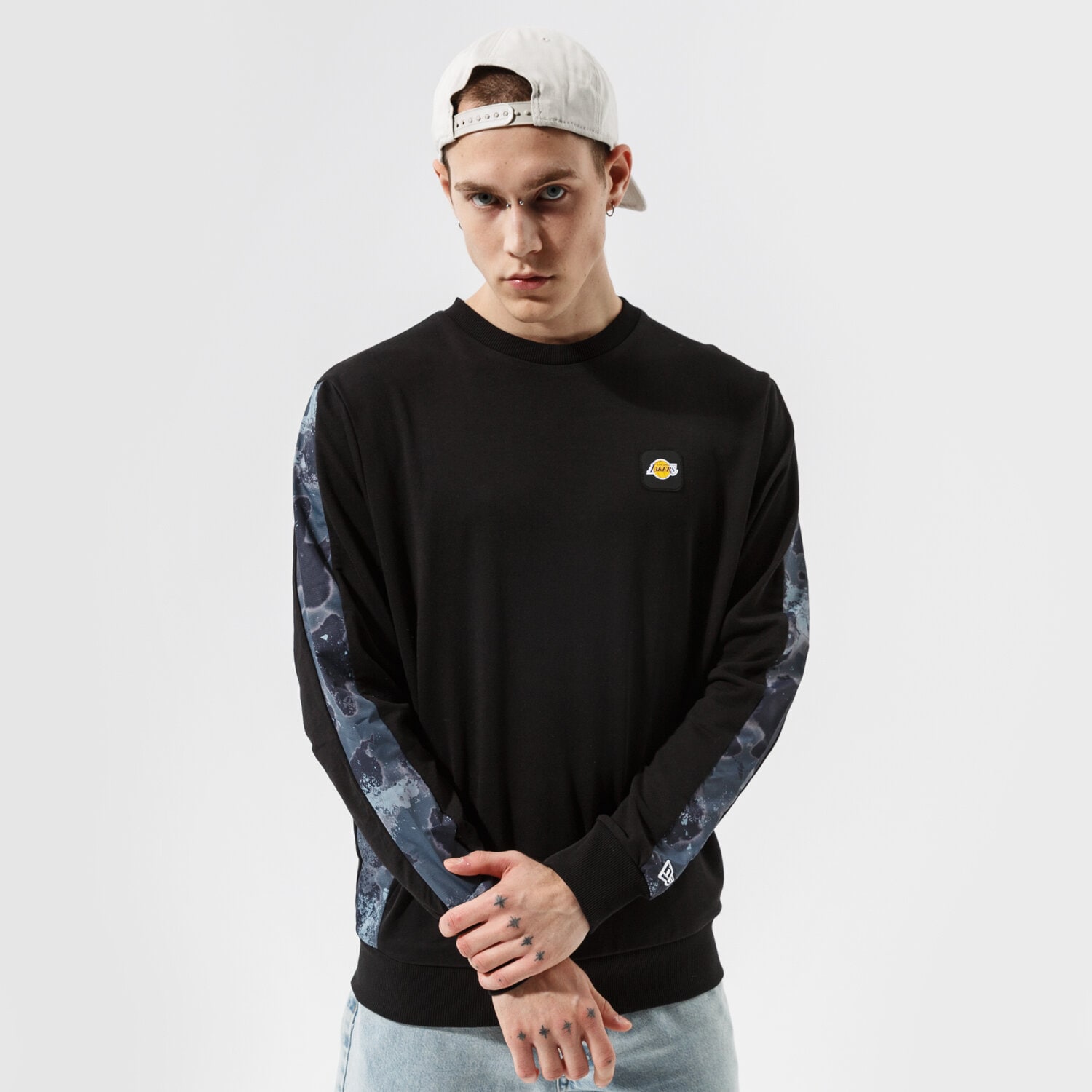 Herren NEW ERA SWEATSHIRT NEW ERA OUTDR UTLTY PANEL CRW LOSLAK BLK 12827167 Schwarz