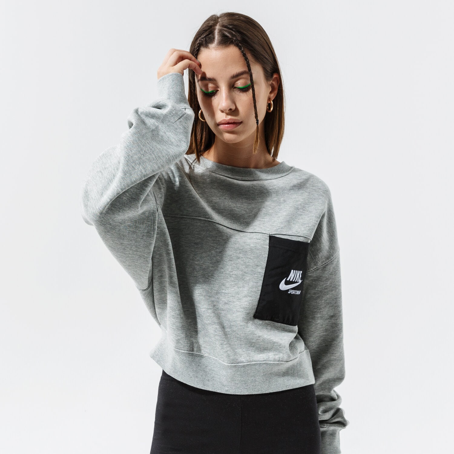 Damen NIKE SWEATSHIRT W NSW FLC CREW HTG DD5669-063 Grau