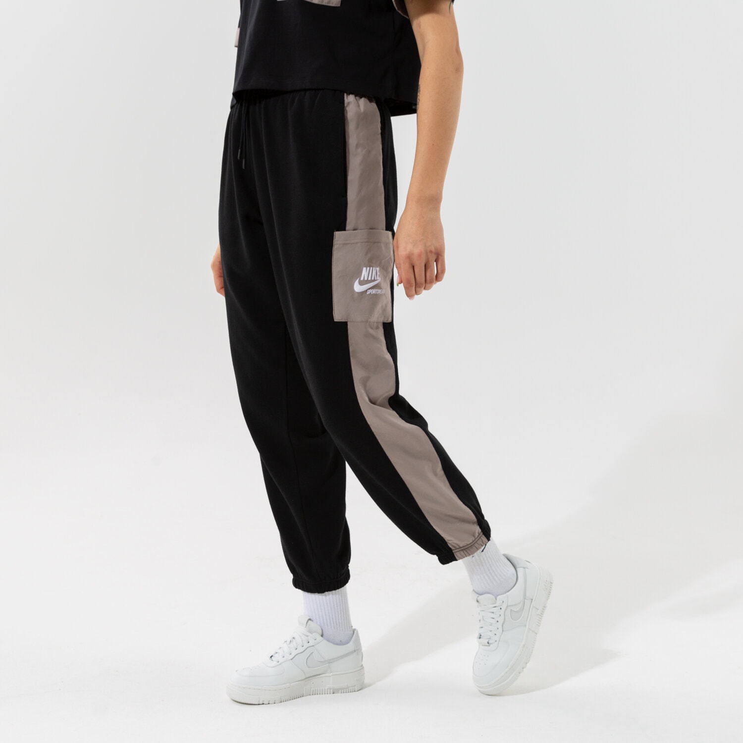 Damen Hosen NIKE HOSE W NSW FLC MR JGGR HTG DD5679-010 Schwarz