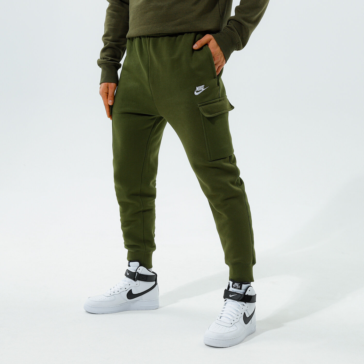 Herren Hosen NIKE HOSE NIKE SPORTSWEAR CLUB FLEECE CD3129-326 Khaki