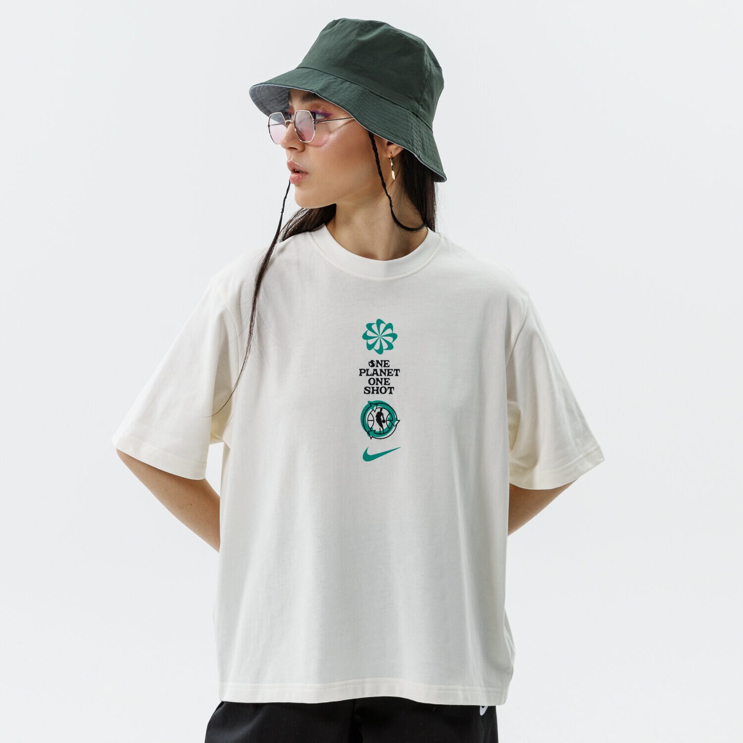 Damen T-Shirt NIKE T-SHIRT W NK CTS N31 M2Z SS TEE NBA DM1320-901 Schwarz