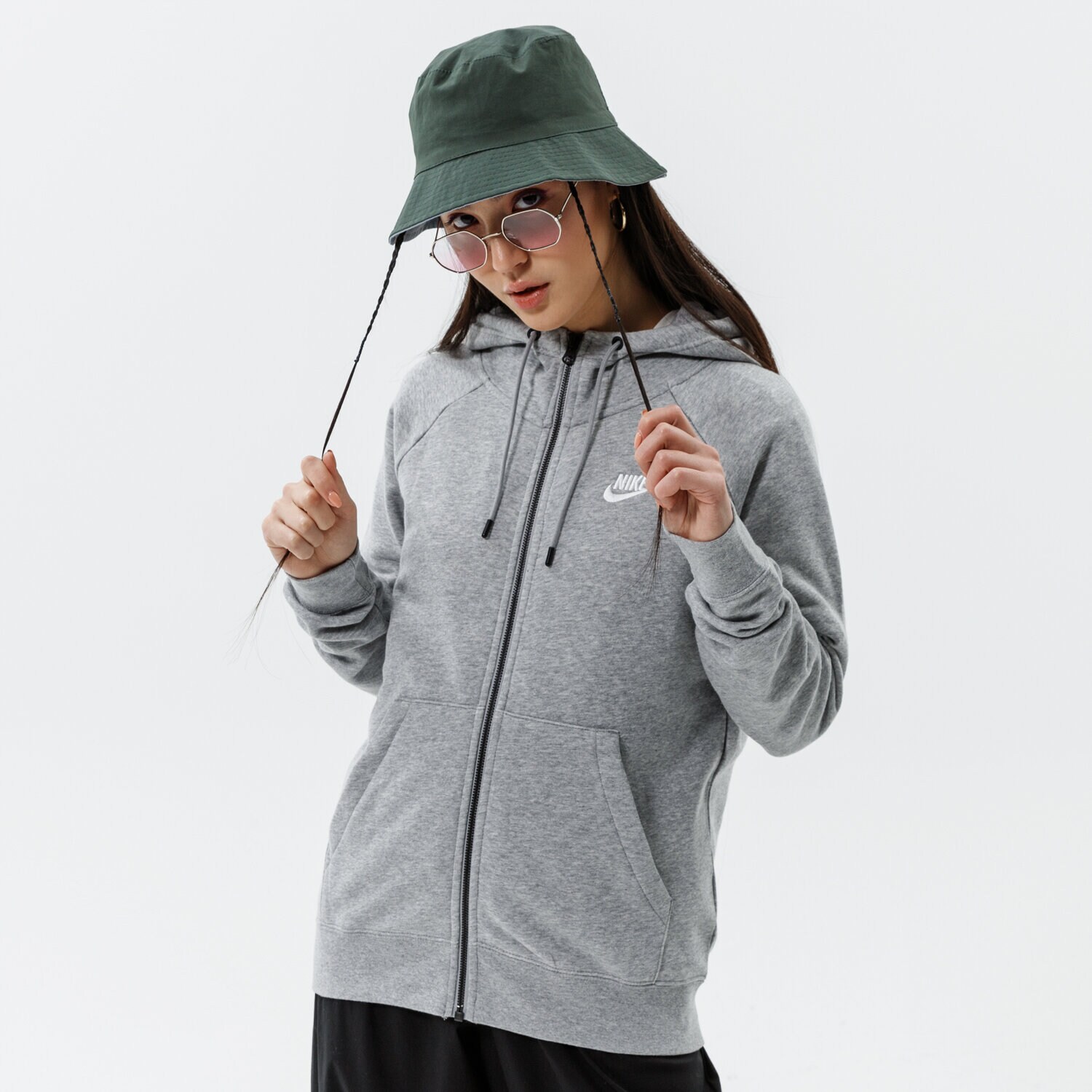 Damen NIKE SWEATSHIRT MIT REIßVERSCHLUSS Z KAPTUREM SPORTSWEAR ESS BV4122-063 Grau