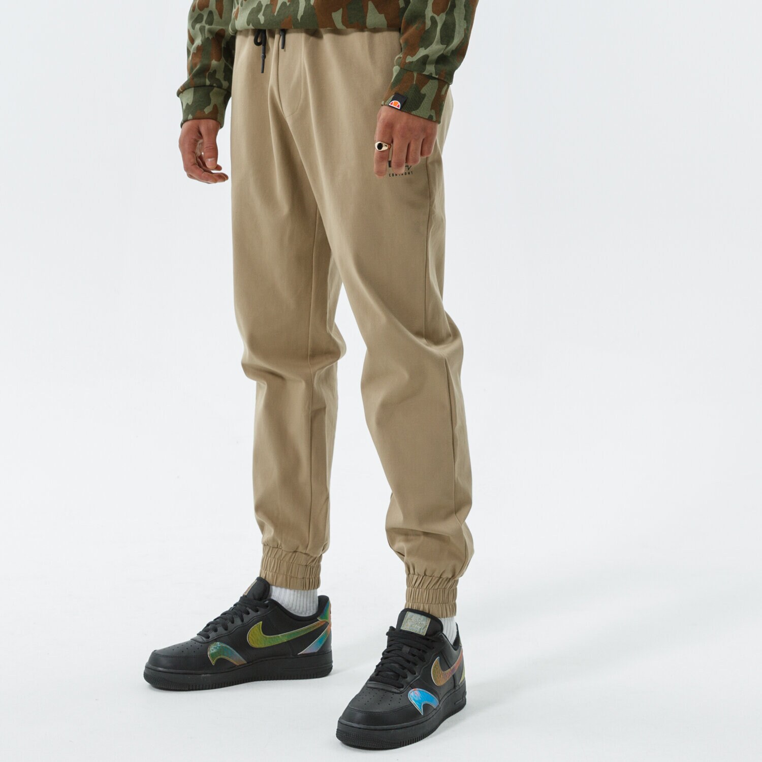 Herren Hosen CONFRONT HOSE TECH CITY PANTS BEIGE CF321SPM25001 Beige