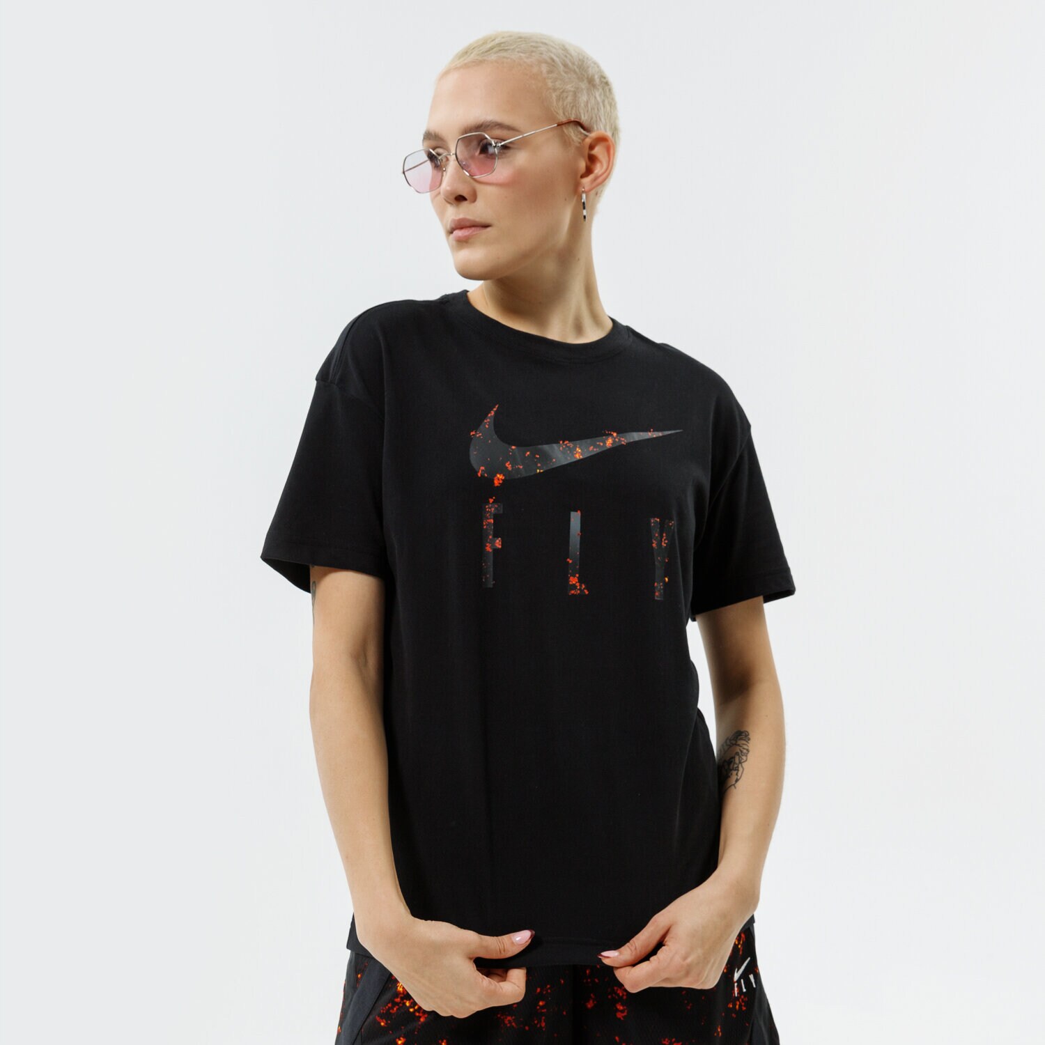 Damen T-Shirt NIKE T-SHIRT W NK DF SSNL SWSH FLY SS TEE NBA DM2552-010 Schwarz