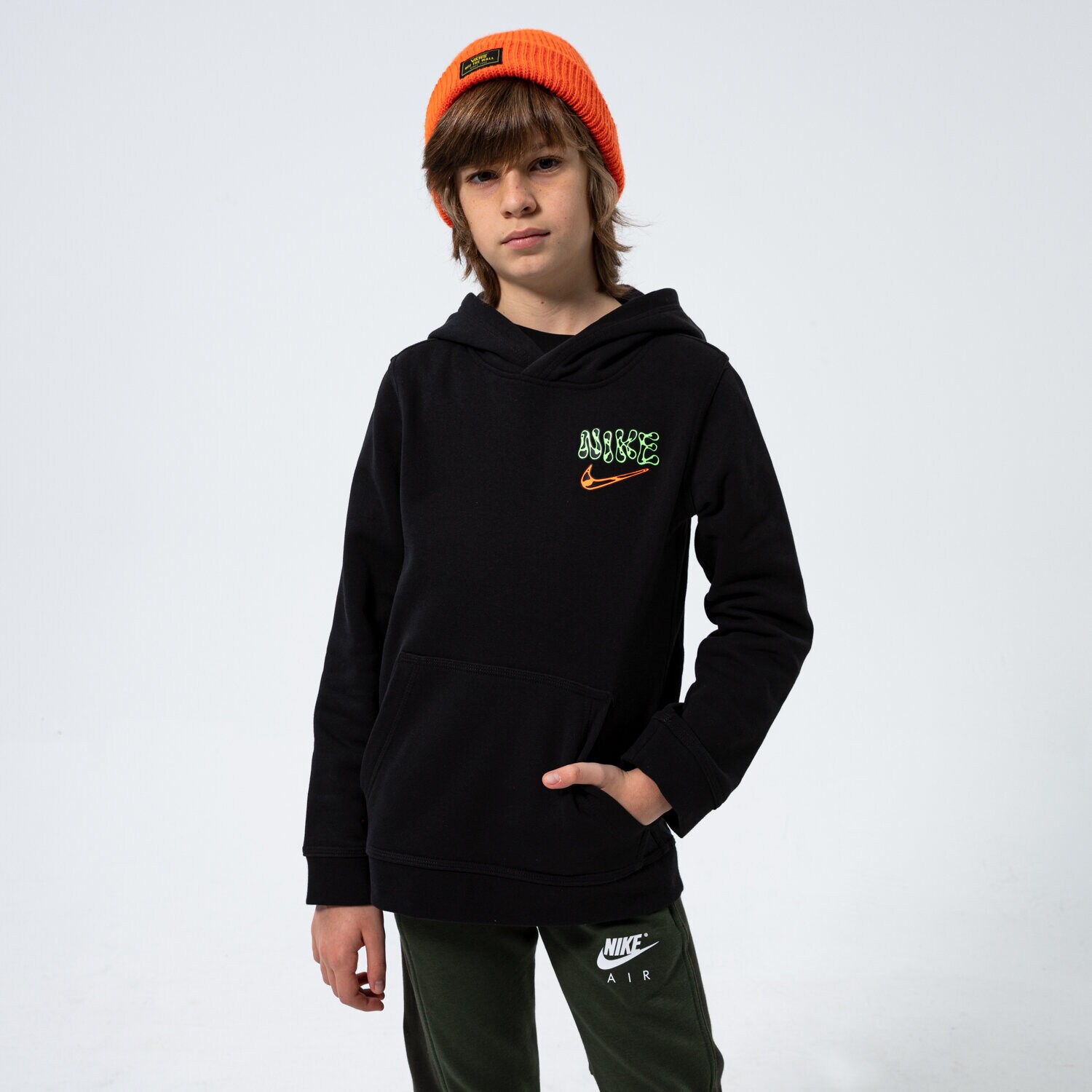 Kinder NIKE HOODIE B NSW PO BOY DM4092-010 Schwarz