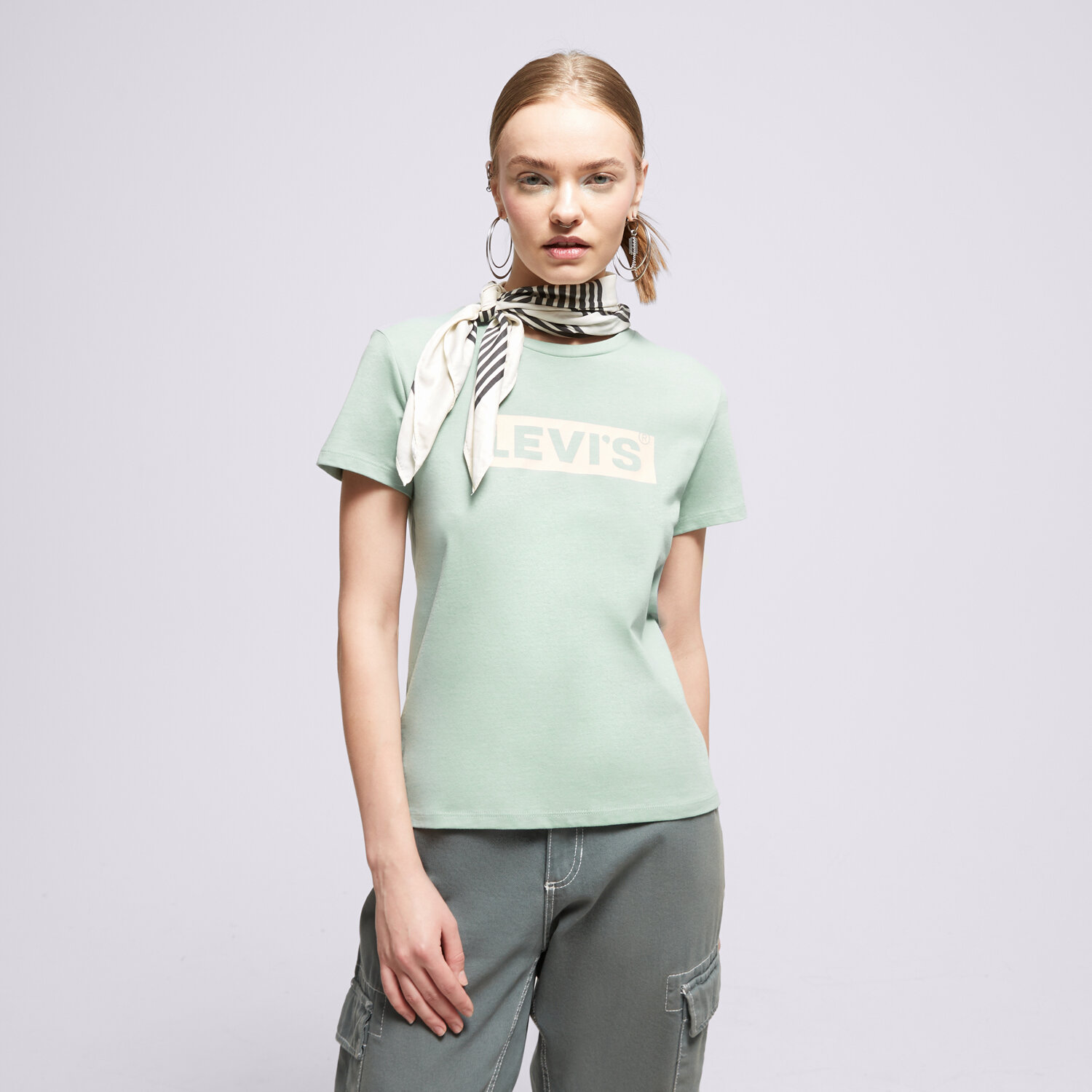 Damen T-Shirt LEVI'S T-SHIRT THE PERFECT TEE GREENS 17369-2245 Grün