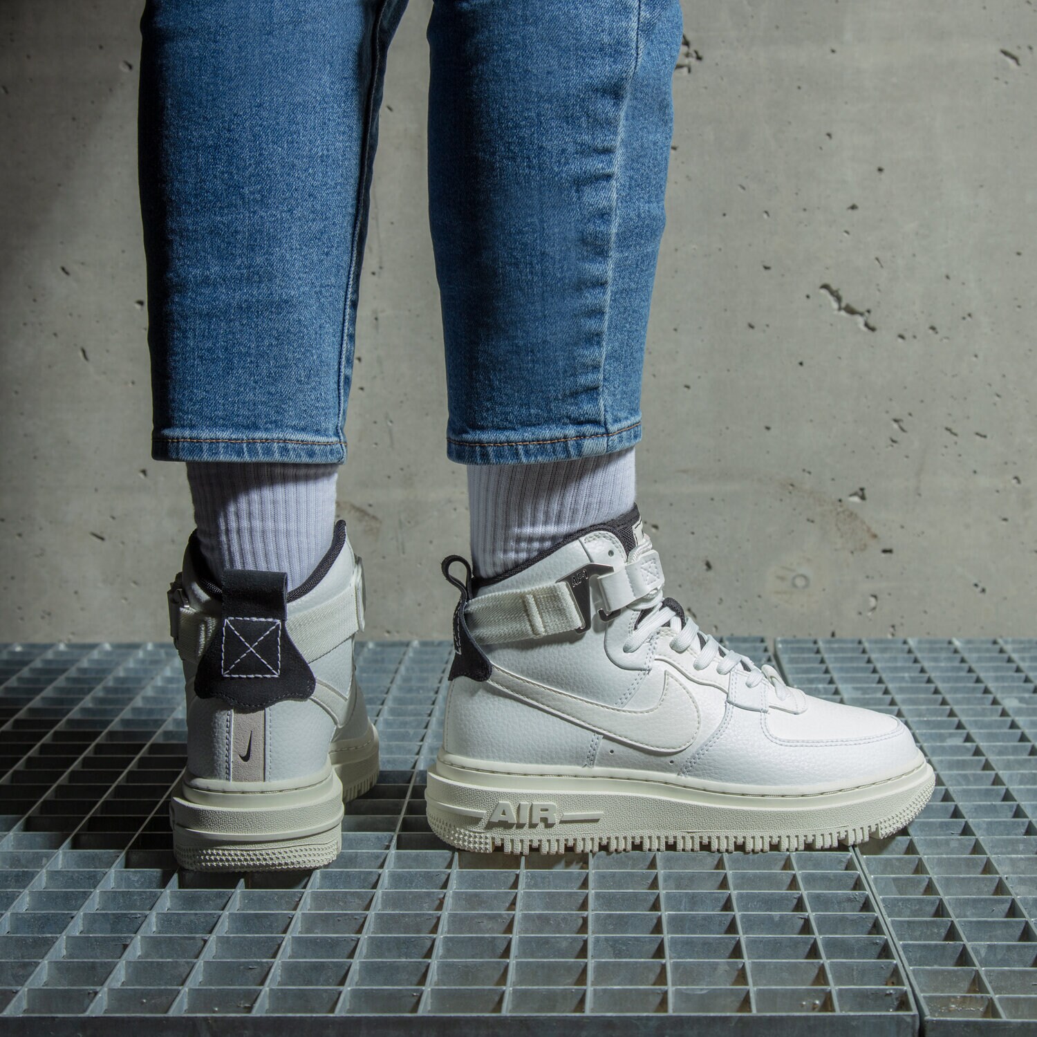 NIKE AIR FORCE 1 HIGH UTILITY 2.0 Weiß DC3584-100 | Sizeer.de