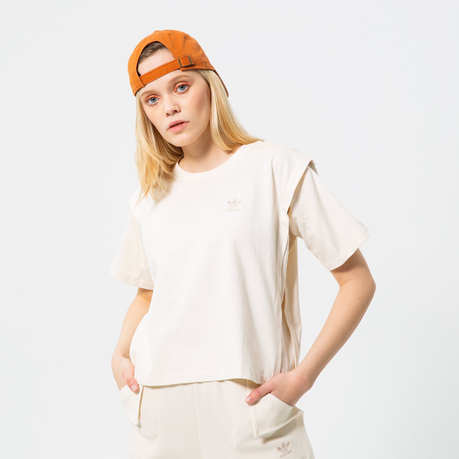 Damen T-Shirt ADIDAS T-SHIRT TEE HC2013 Beige