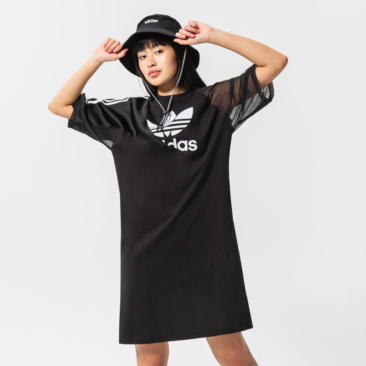 Damen Kleid ADIDAS KLEID TEE TRAININGSANZUGS HC0637 Schwarz