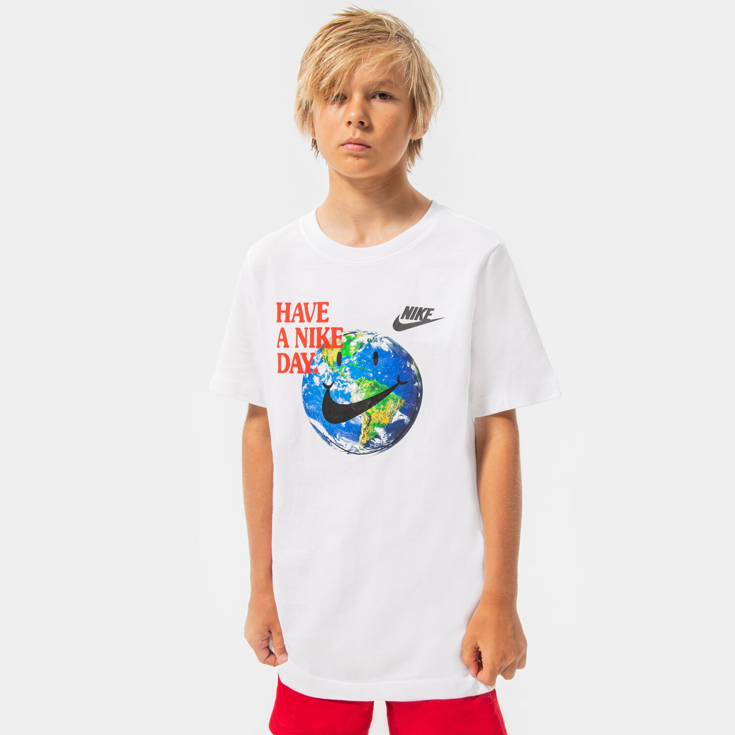 Kinder T-Shirt NIKE T-SHIRT B NSW TEE HBR STMNT 1 BOY DO1809-100 Weiß