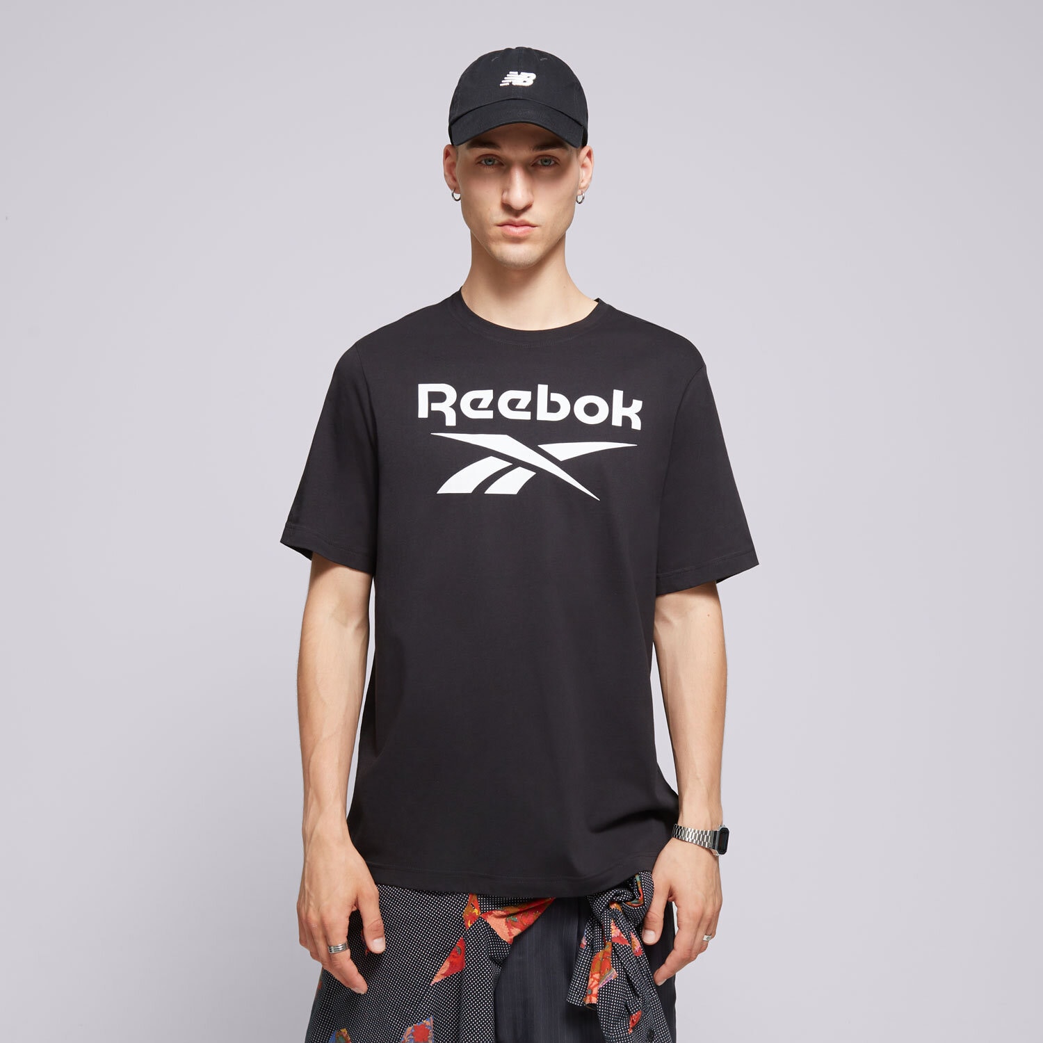 Herren T-Shirt REEBOK T-SHIRT RI BIG STACKED LOGO 100070405 Schwarz