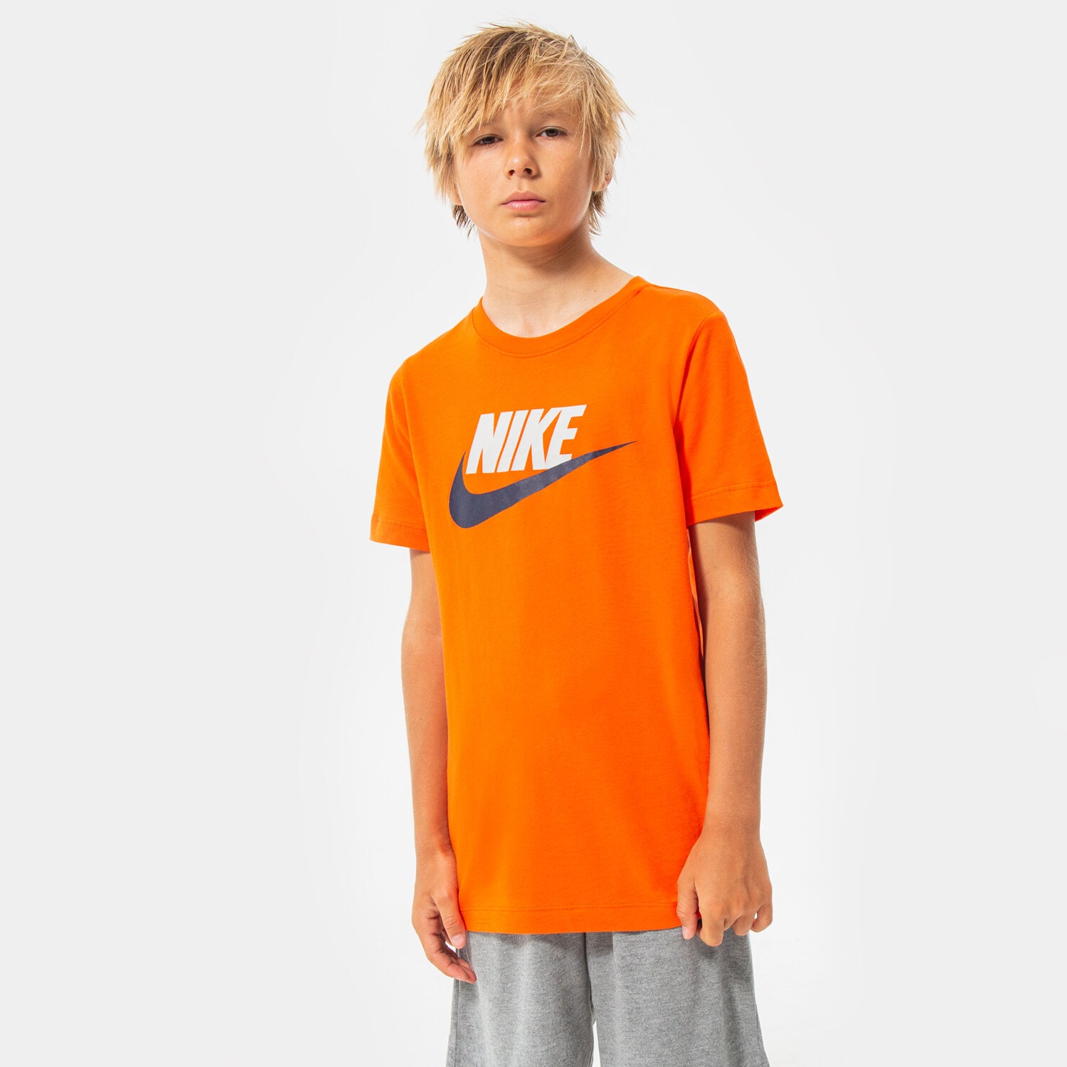 Kinder T-Shirt NIKE T-SHIRT SPORTSWEAR BOY AR5252-817 Orange
