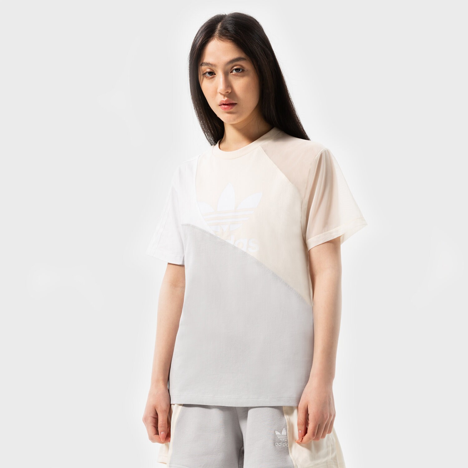 Damen T-Shirt ADIDAS T-SHIRT HC7041 Grau