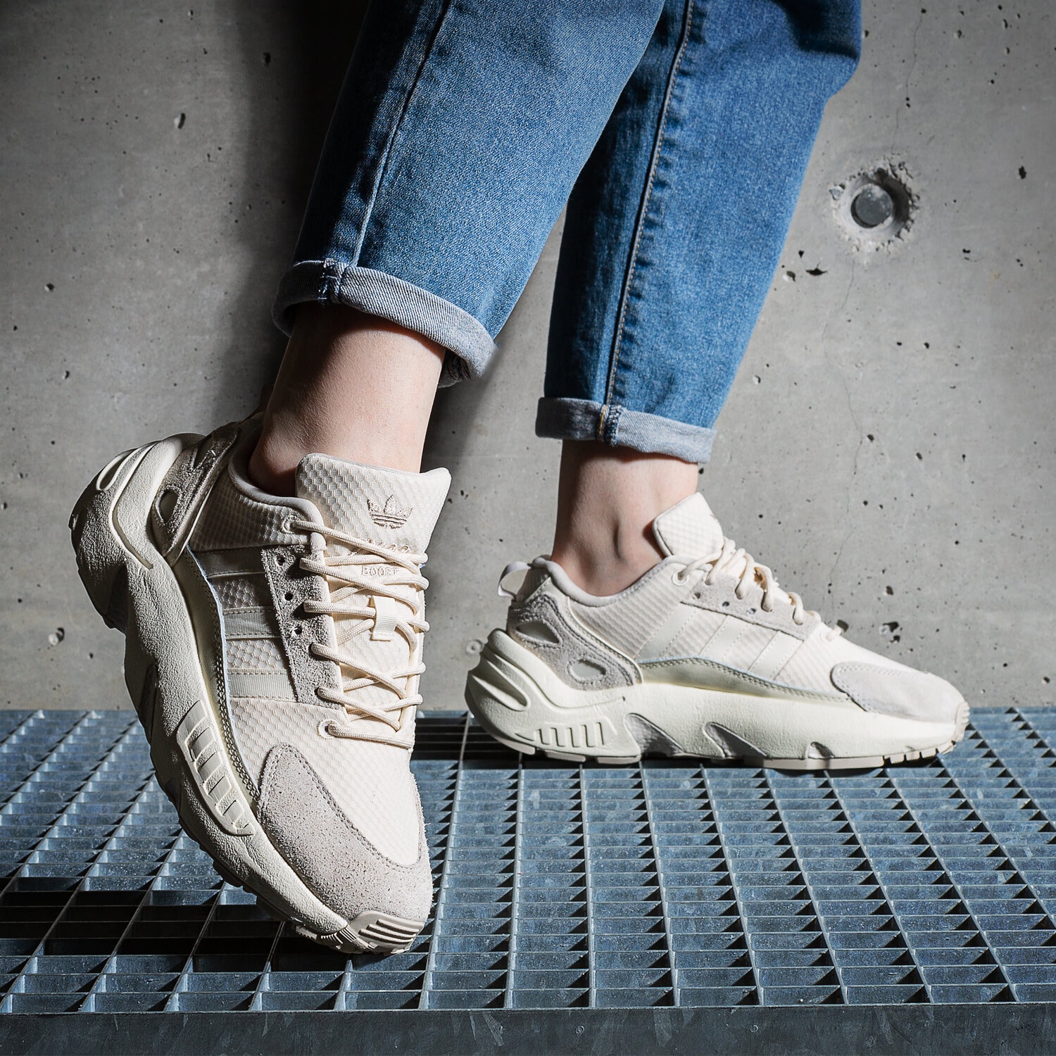 ADIDAS ZX 22 BOOST Beige GY6697 | Sizeer.de