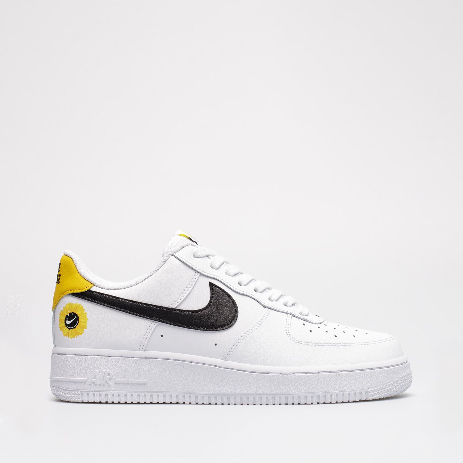 Herren Sneaker NIKE AIR FORCE 1 '07 LV8 2 DM0118-100 Weiß