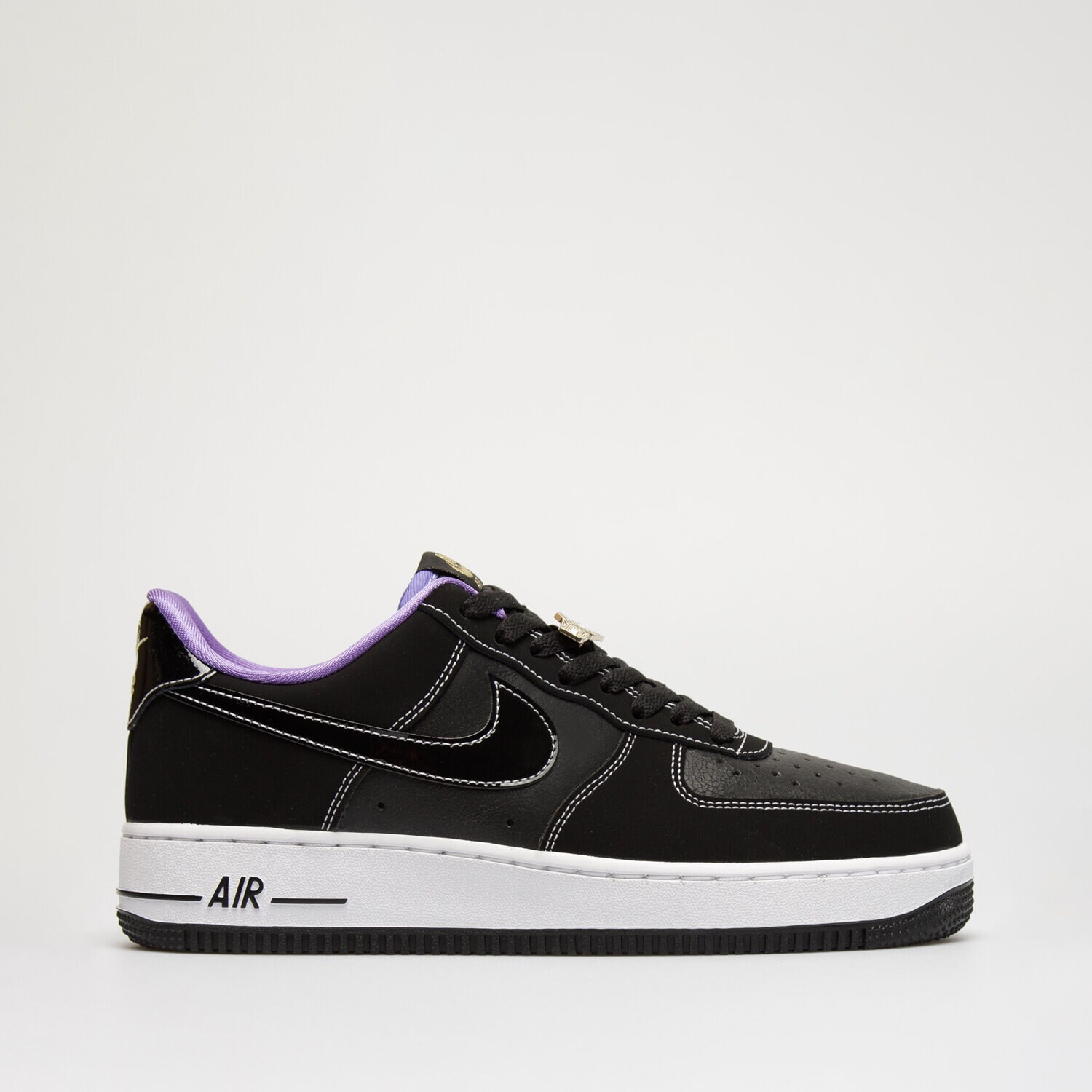 Herren Sneaker NIKE AIR FORCE 1 '07 LV8 EMB DR9866-001 Schwarz