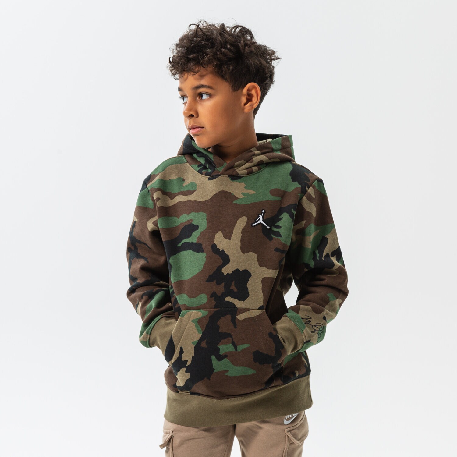 Kinder JORDAN HOODIE ESSENTIALS CAMO PO BOY 95A717-E4F Khaki