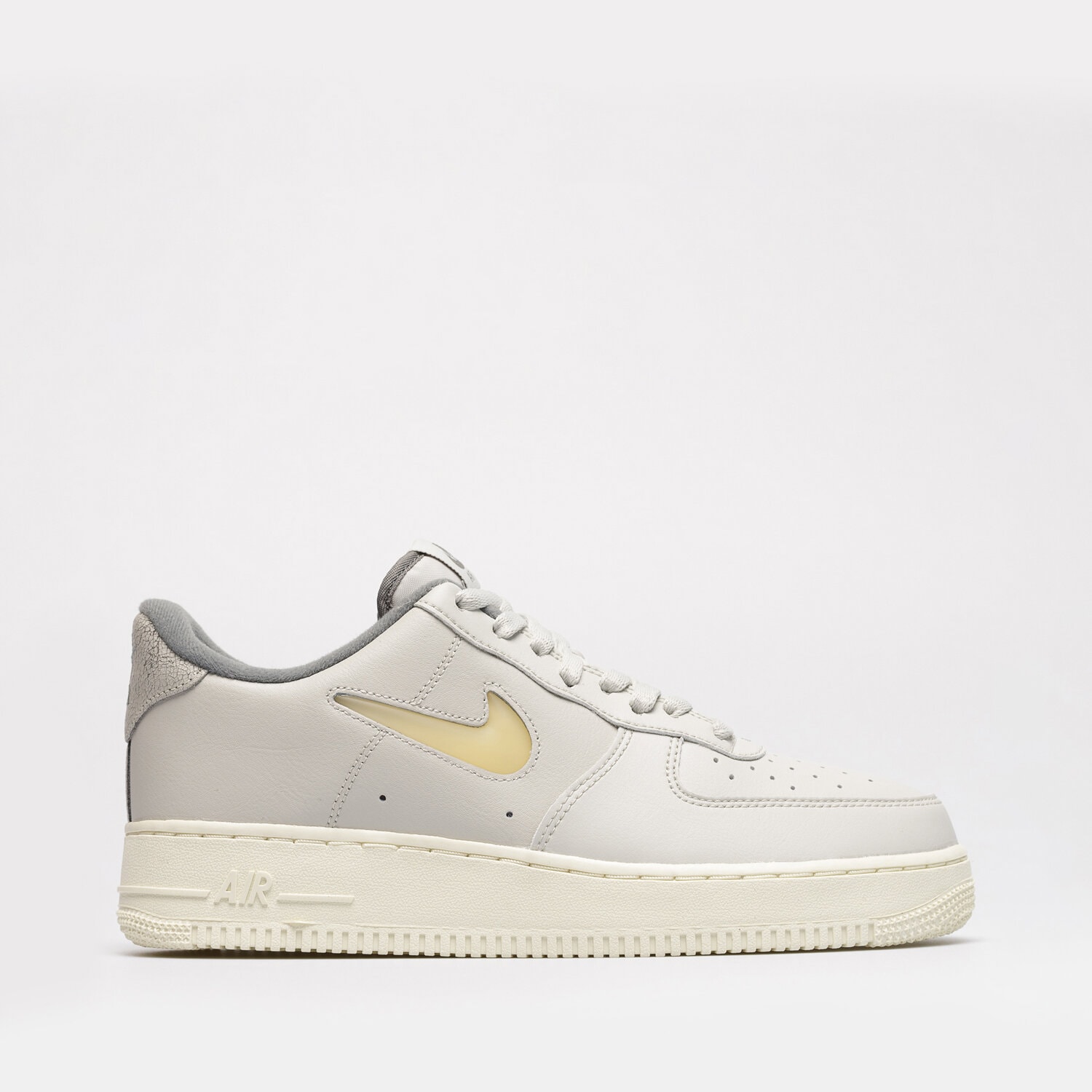 Herren Sneaker NIKE AIR FORCE 1 '07 LX DC8894-001 Grau
