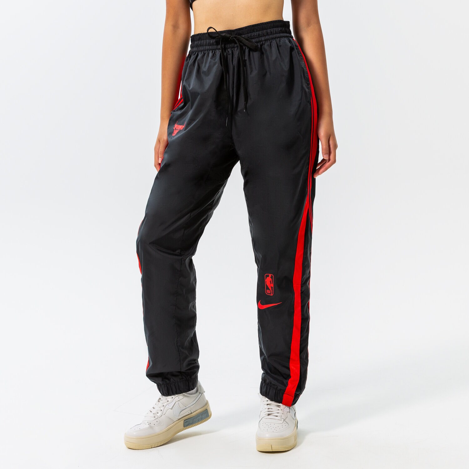 Damen Hosen NIKE HOSE CHI W NK TRKST PANT CTS NBA DN9510-010 Schwarz