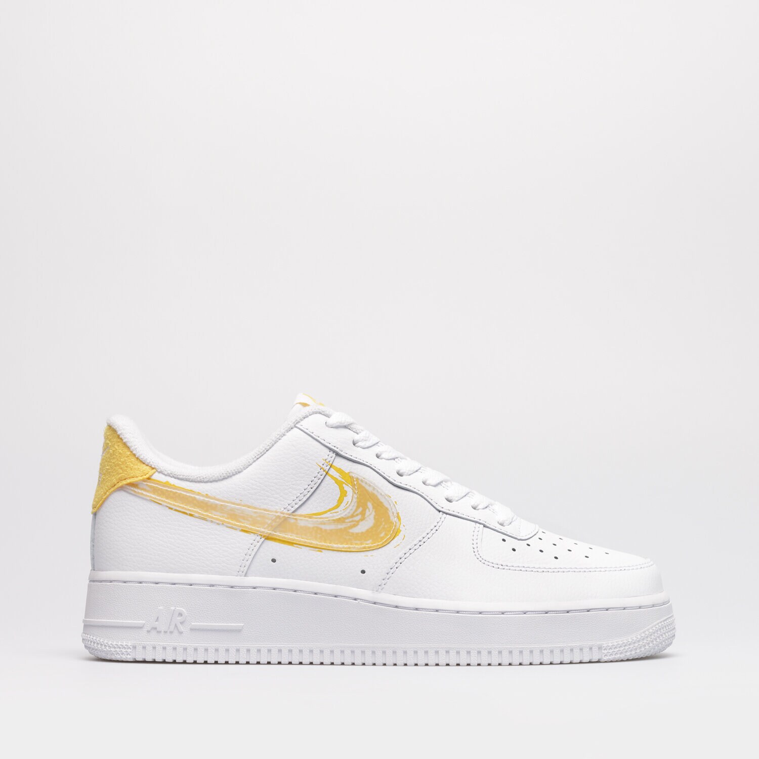 Herren Sneaker NIKE AIR FORCE 1 '07 DX2646-100 Weiß