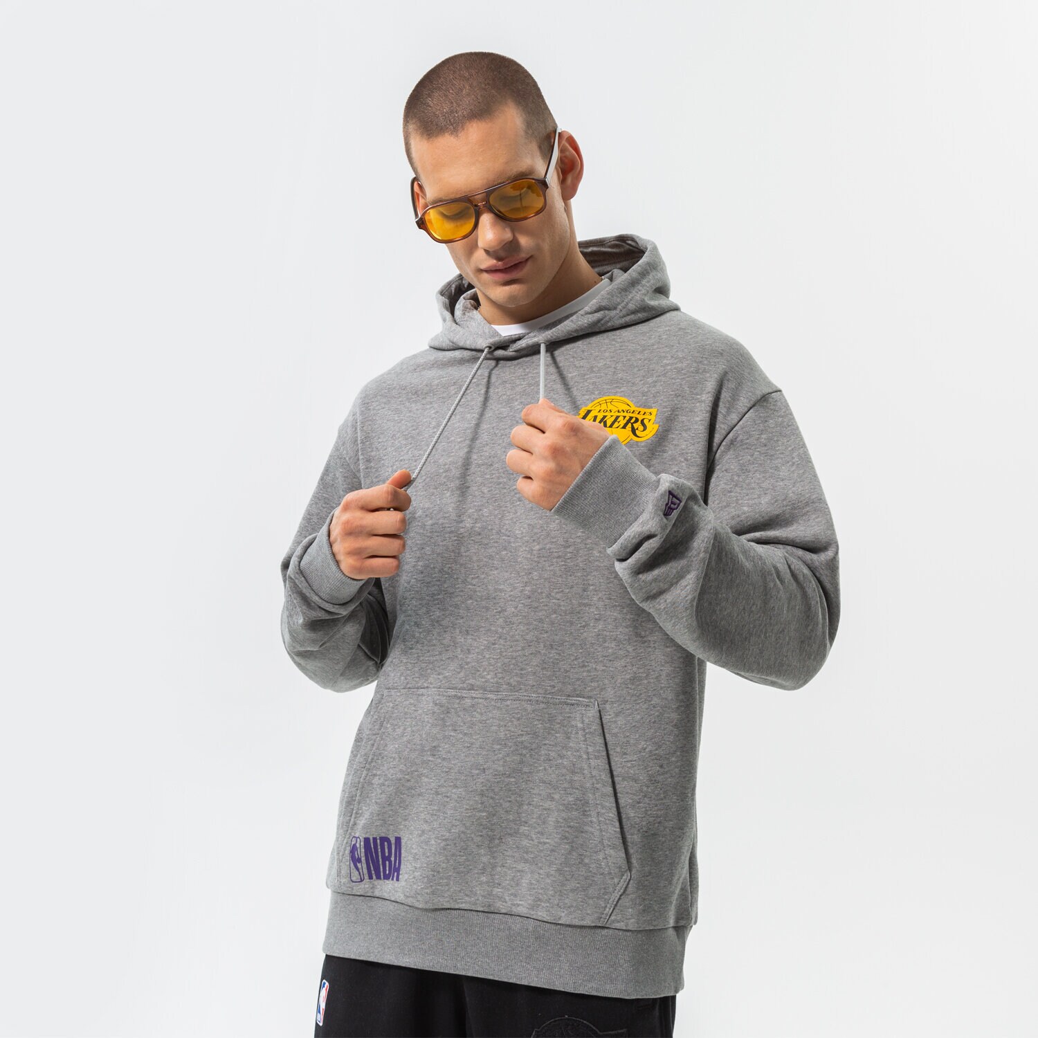 Herren NEW ERA HOODIE HALF LOGO OS LAKERS LOS ANGELES LAKERS HGRTRP 60284624 Grau