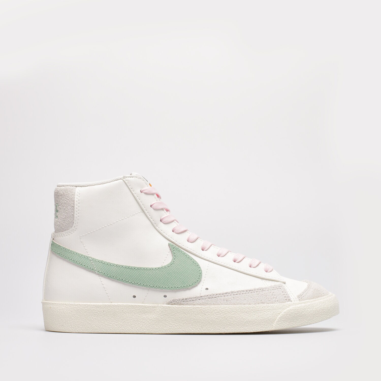 Herren Sneaker NIKE BLAZER MID '77 PRM DO9787-100 Weiß
