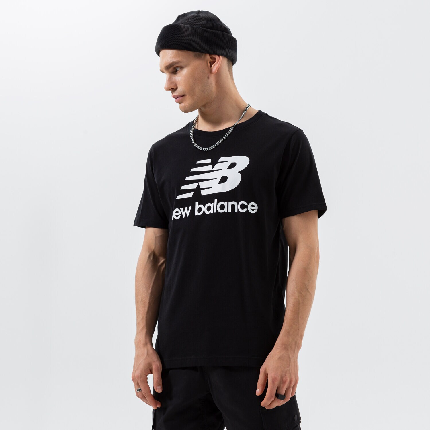 Herren T-Shirt NEW BALANCE T-SHIRT ESSENTIALS STACKED LOGO TEE MT01575BK Schwarz