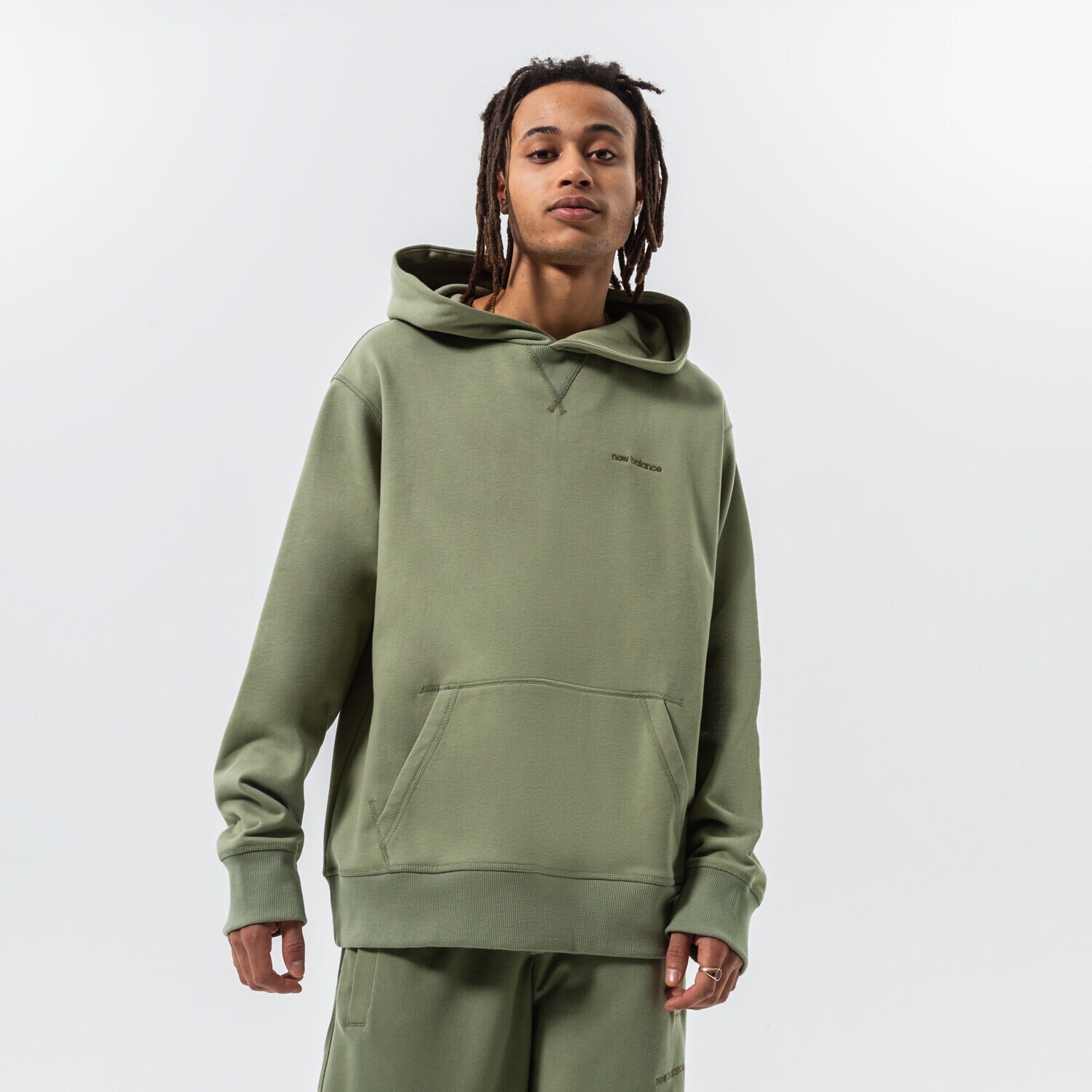 Herren NEW BALANCE HOODIE ATHLETICS NATURE MT23565OLF Grün