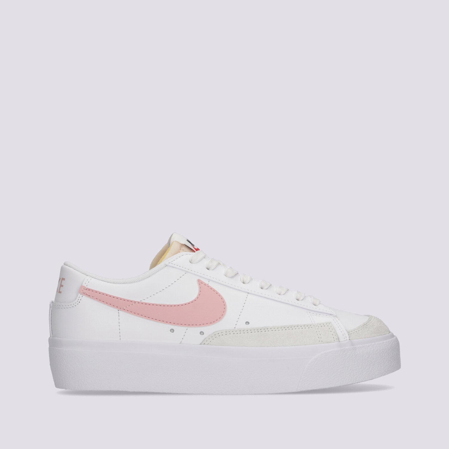 Damen Sneaker NIKE BLAZER LOW PLATFORM  DJ0292-103 Weiß
