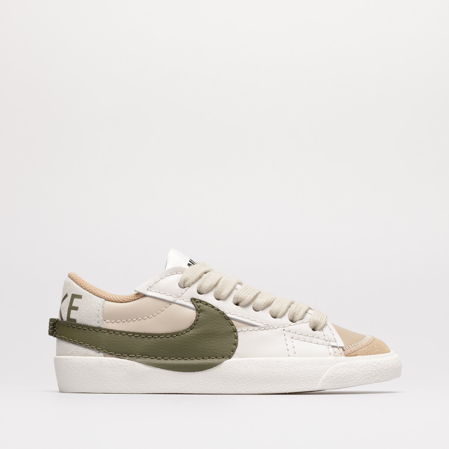 Damen Sneaker NIKE W BLAZER LOW '77 JUMBO DQ1470-105 Beige